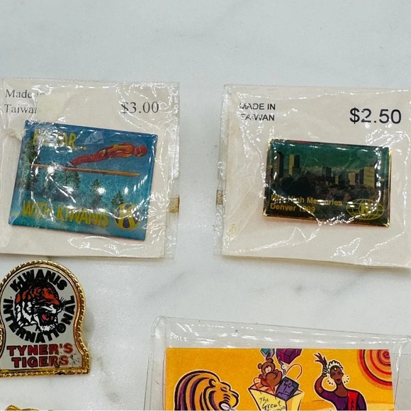 Kiwanis Tack Pin Set International Domestic 11 Pins Y2K 1995 Korea Las V… - Picture 5 of 13